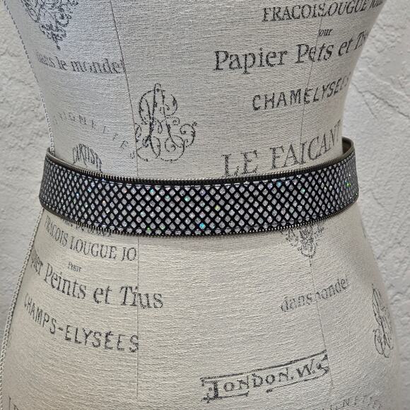 Shimmery Zipper Edge Black Sparkly Women's Belt Size Small - Picture 4 of 12